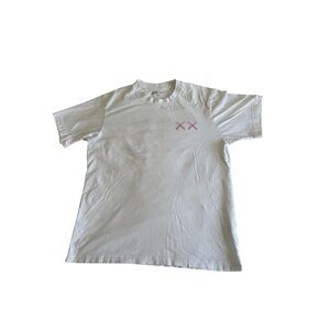 Uniqlo x Kaws Tee Size Medium